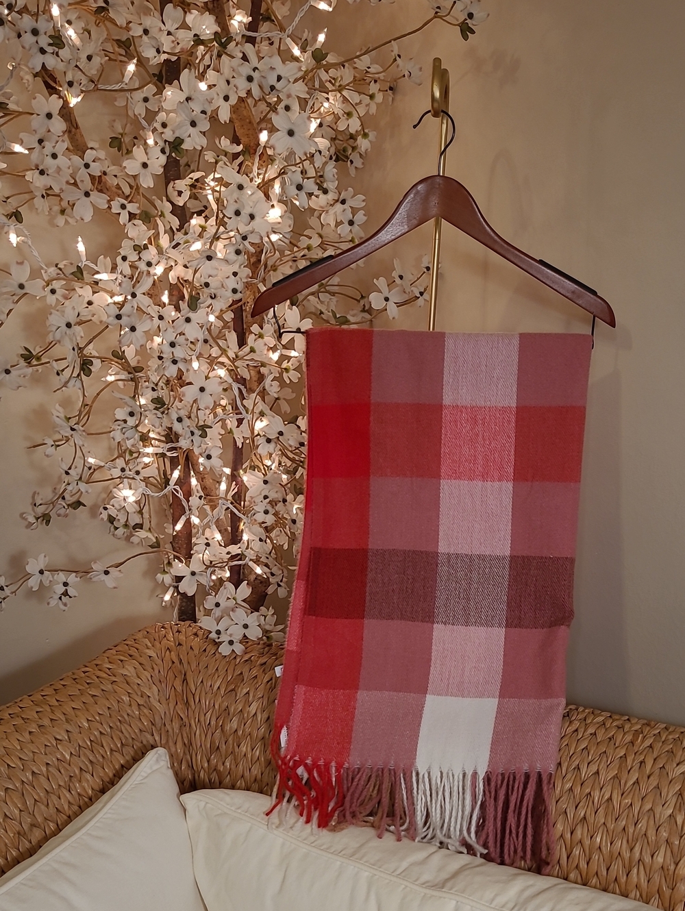 NWT Plaid Blanket Scarf